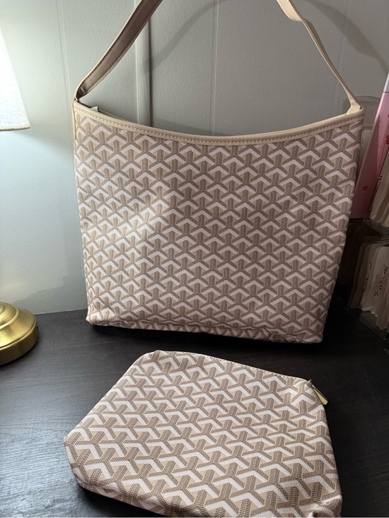 Unbranded Handbags - Beige Geometric-Pattern Shoulder Bag with Matching Pouch